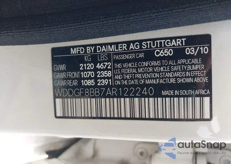 2010 Mercedes-Benz C 300 Luxury 4Matic/Sport 4Matic z USA, uszkodzony, nr VIN WDDGF8BB7AR122240